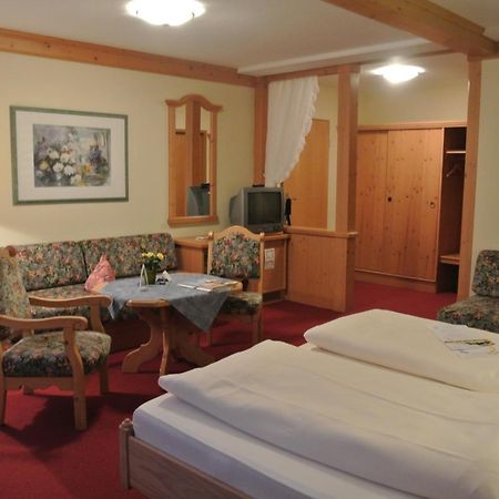 Akzent Hotel Am Bach 데텔바흐 외부 사진