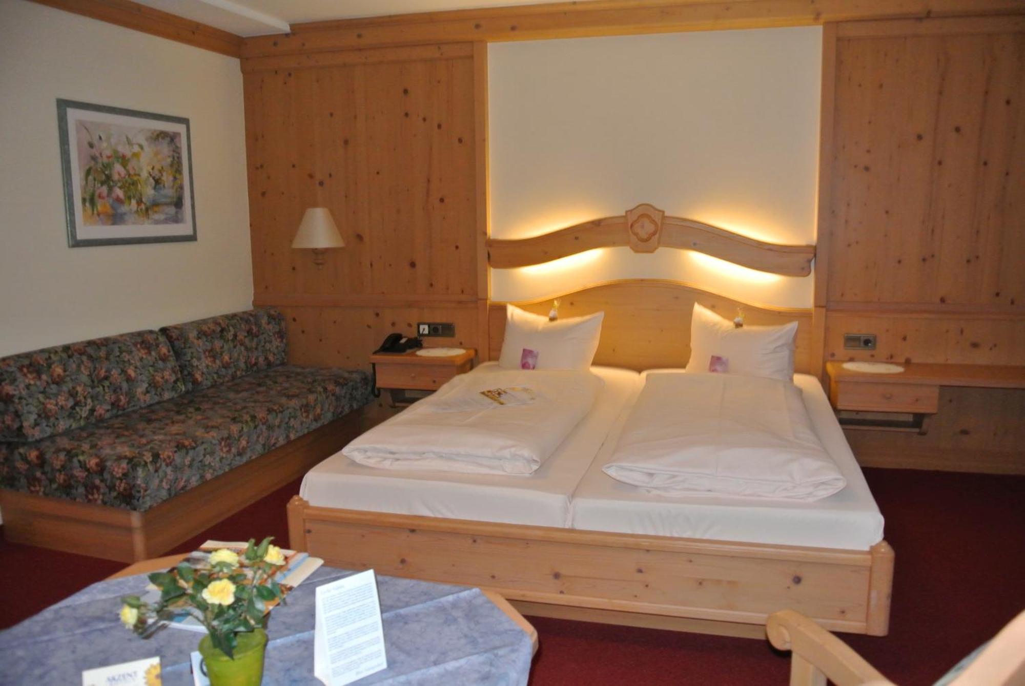 Akzent Hotel Am Bach 데텔바흐 외부 사진