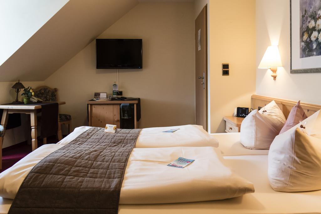 Akzent Hotel Am Bach 데텔바흐 외부 사진