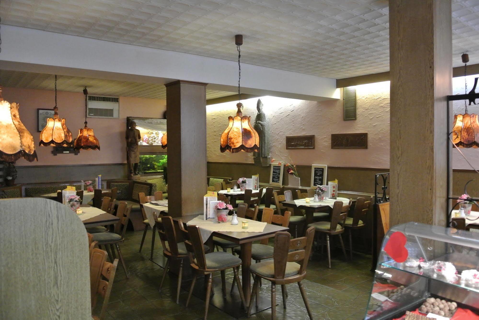 Akzent Hotel Am Bach 데텔바흐 외부 사진